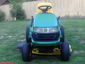 John Deere 102