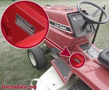 Localização do número de série Cub Cadet 1282
