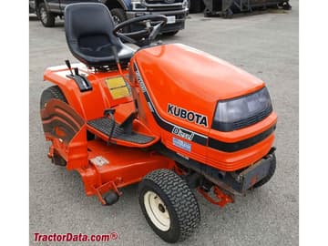 Kubota G1700 garden tractor.