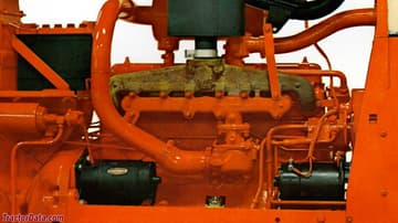 Allis Chalmers D19 Motorbild