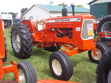 Allis-Chalmers D19, rechte Seite.