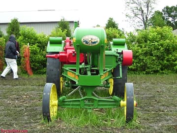 Chain-steer Waterloo Boy N
