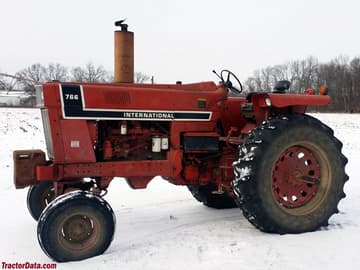 1976 International 766 com faixa preta