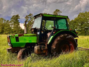 Deutz-Allis 7085，左侧。