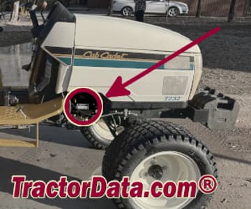Localização do número de série Cub Cadet 7232