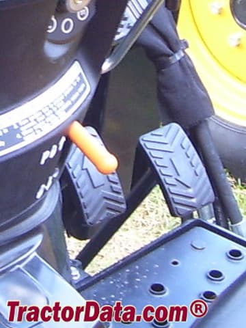 Cub Cadet Ex2900 transmission controls