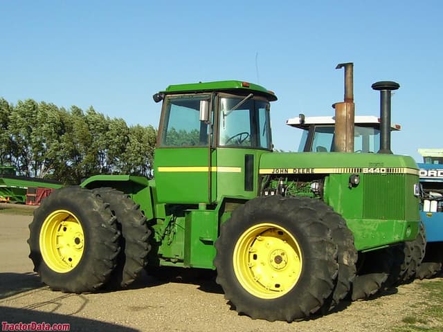 8440