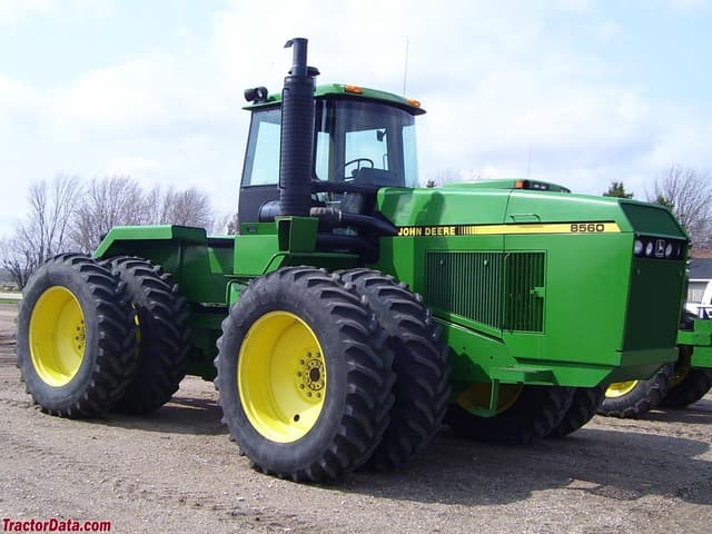 8560