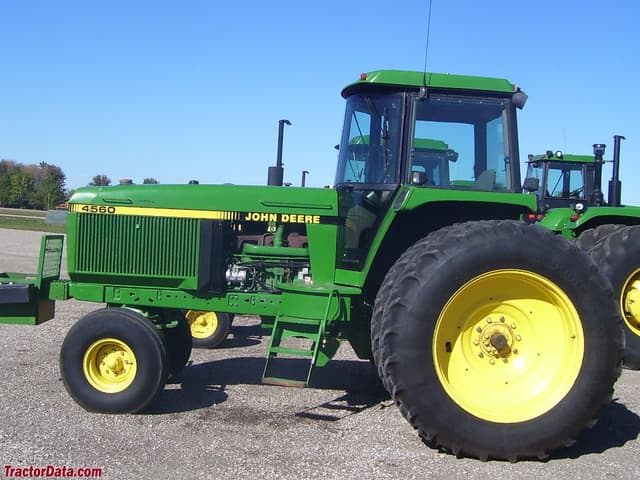 4560