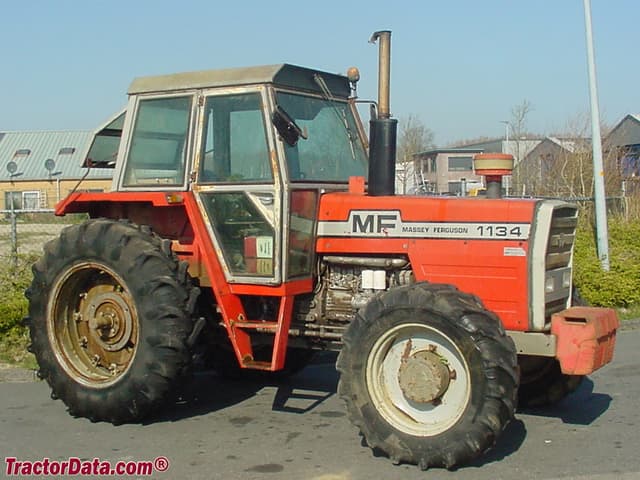 1134