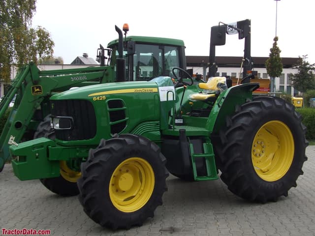 6425