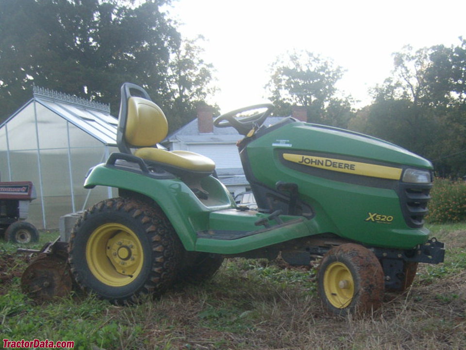 John Deere X520 with disc.