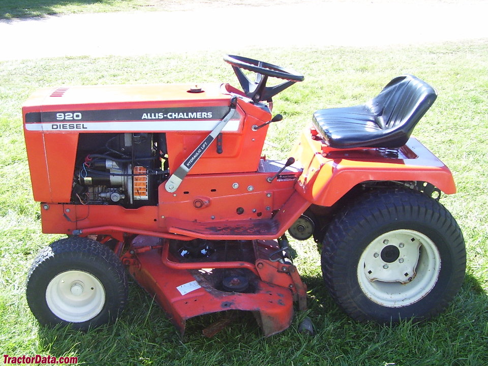 Allis-Chalmers 920 garden tractor.