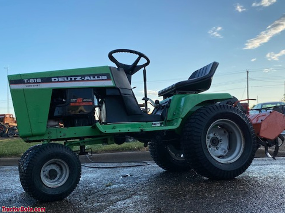Deutz-Allis T-816