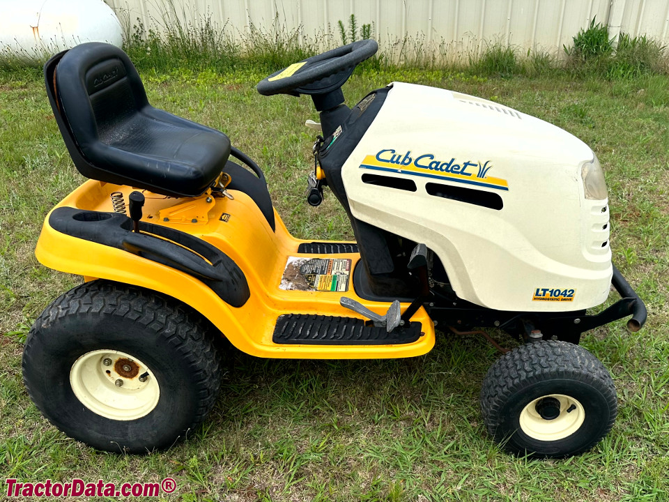 Cub Cadet LT 1042 lawn tractor.