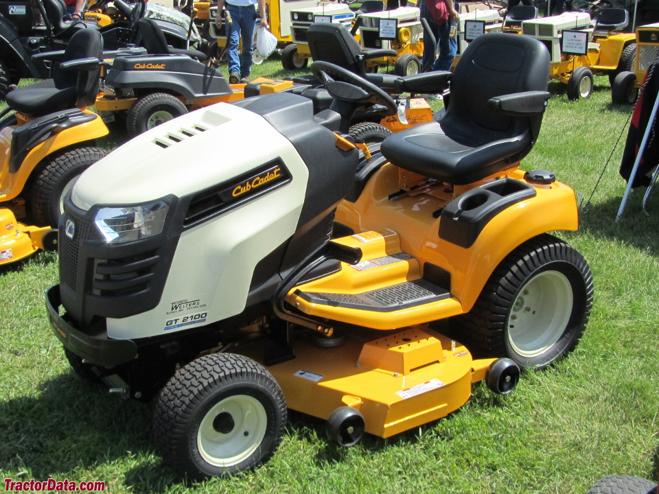 Cub Cadet GT 2100