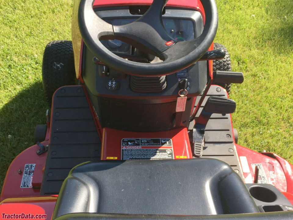 Toro GT 550 operator station and controls.