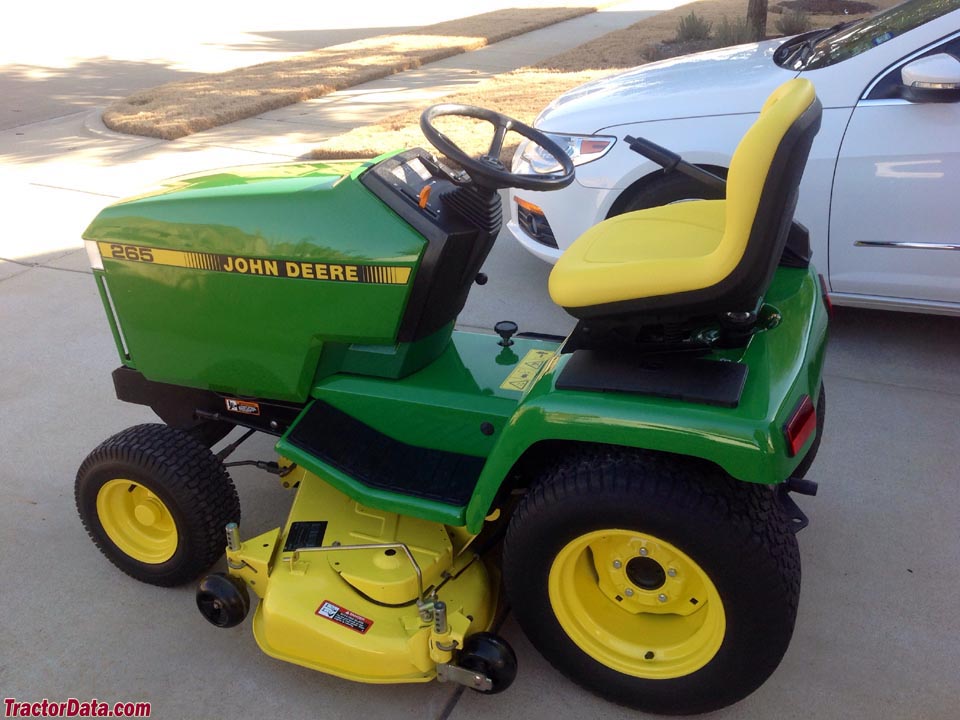 John Deere 265
