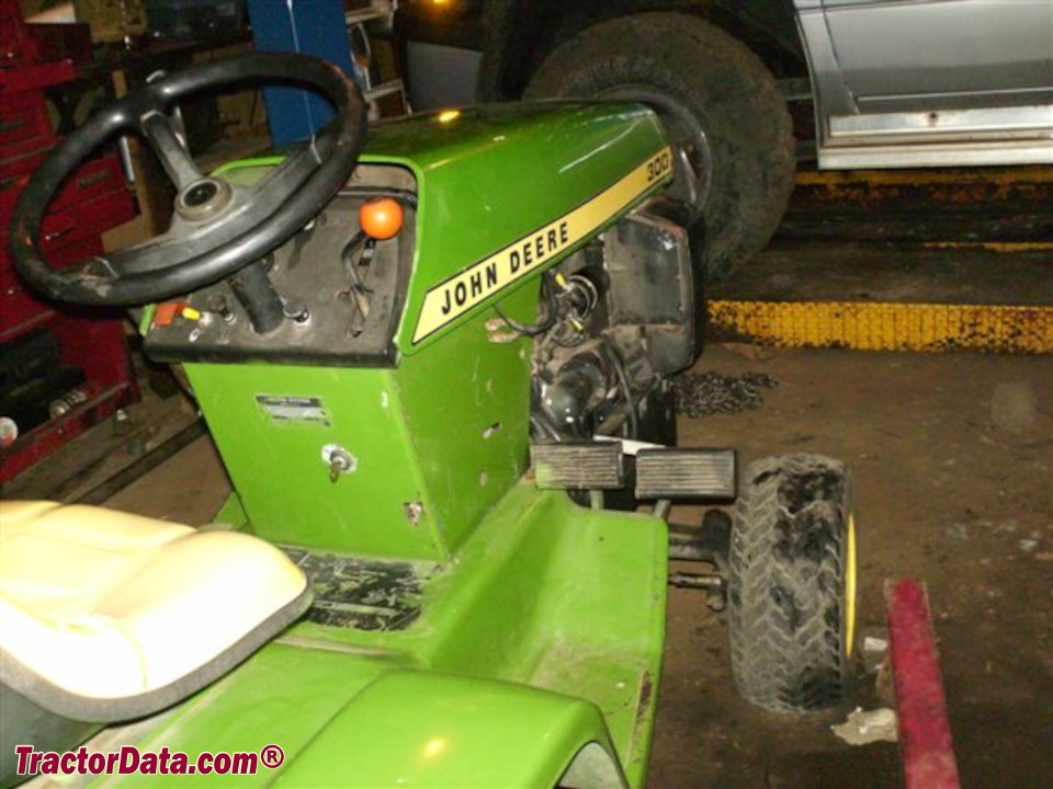 John Deere 300 operator station and controls.