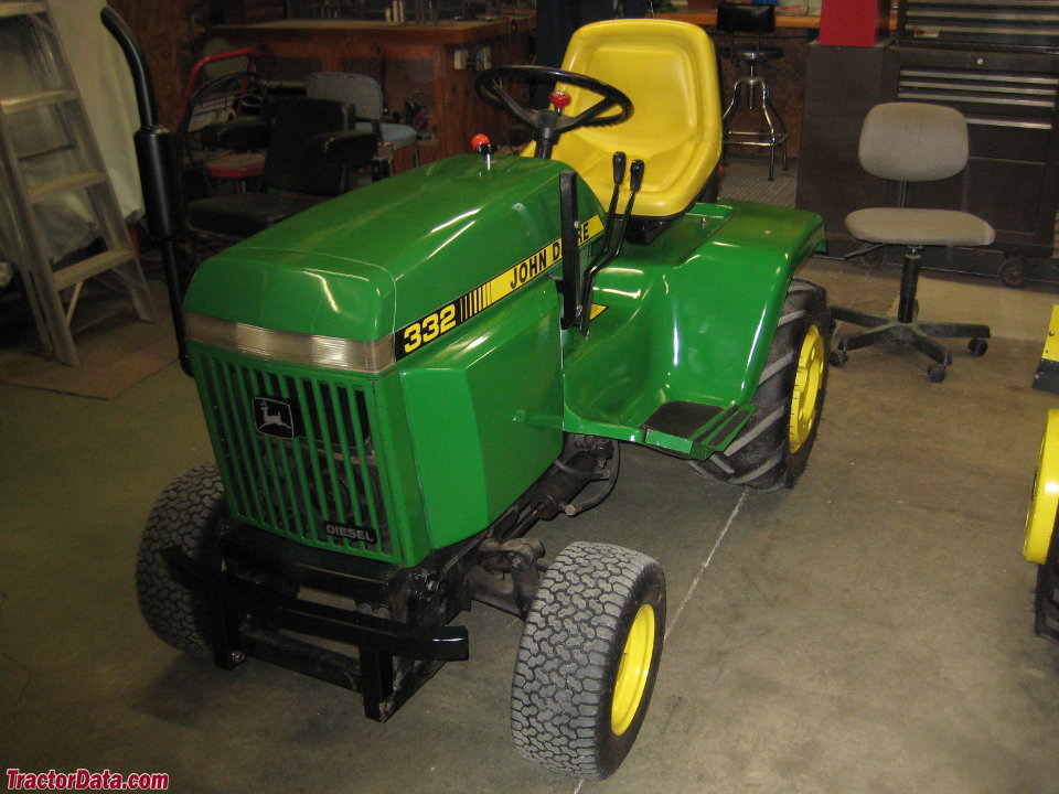 John Deere 332, left-front view.