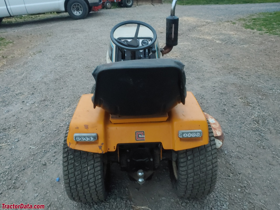 Cub Cadet 882