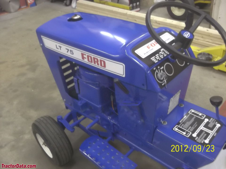 Ford LT-75, left side.