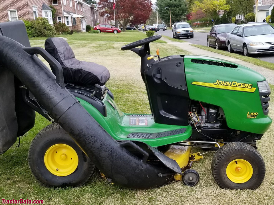 John Deere L100, right side.