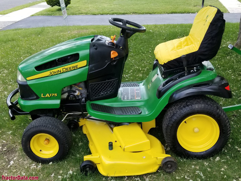 John Deere LA175.