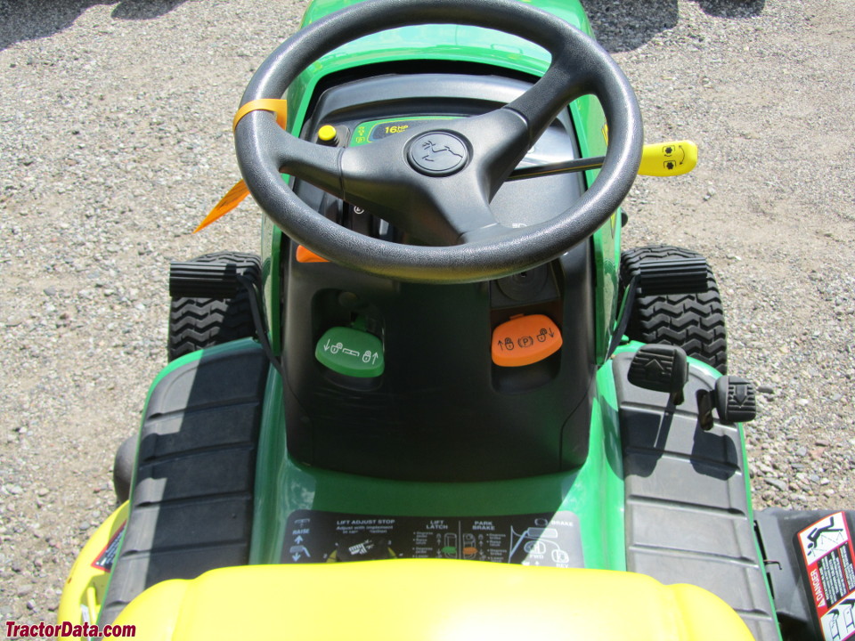 John Deere LT160 operator station and controls.