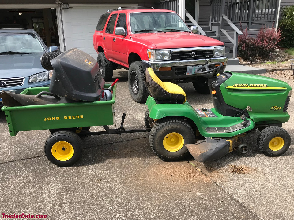 John Deere LT166 with model 80 cart.