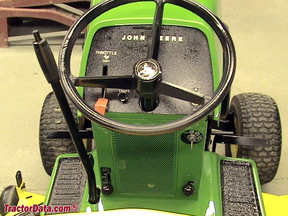 John Deere 116 operator station and controls.