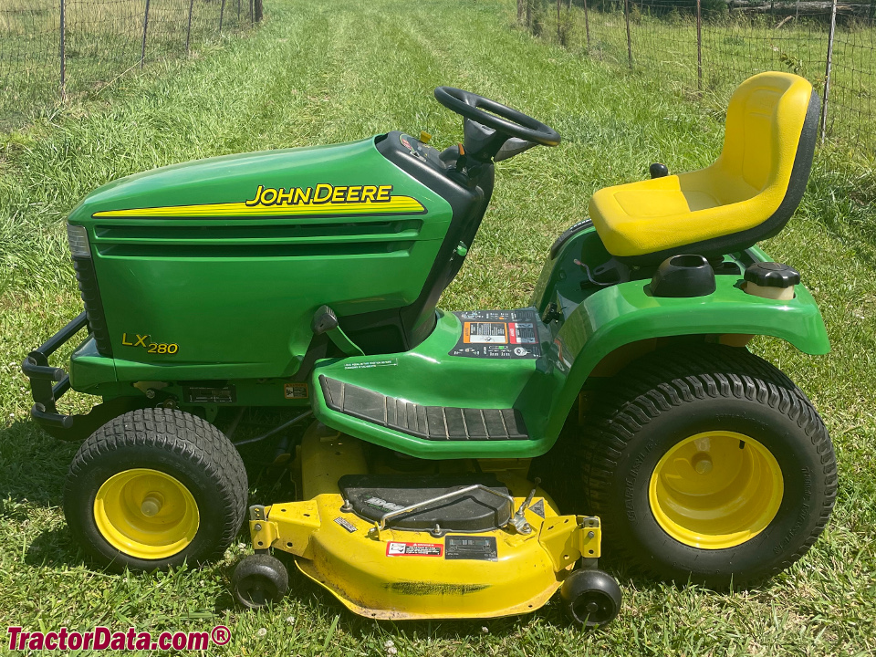 2005 John Deere LX280.