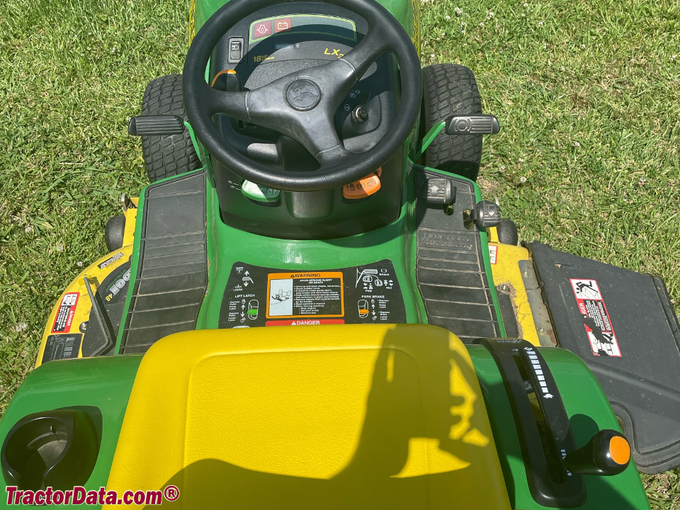 John Deere LX280 operator station and controls.