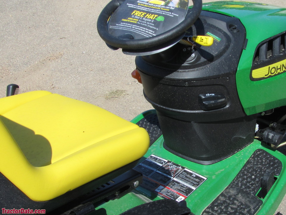 John Deere D130