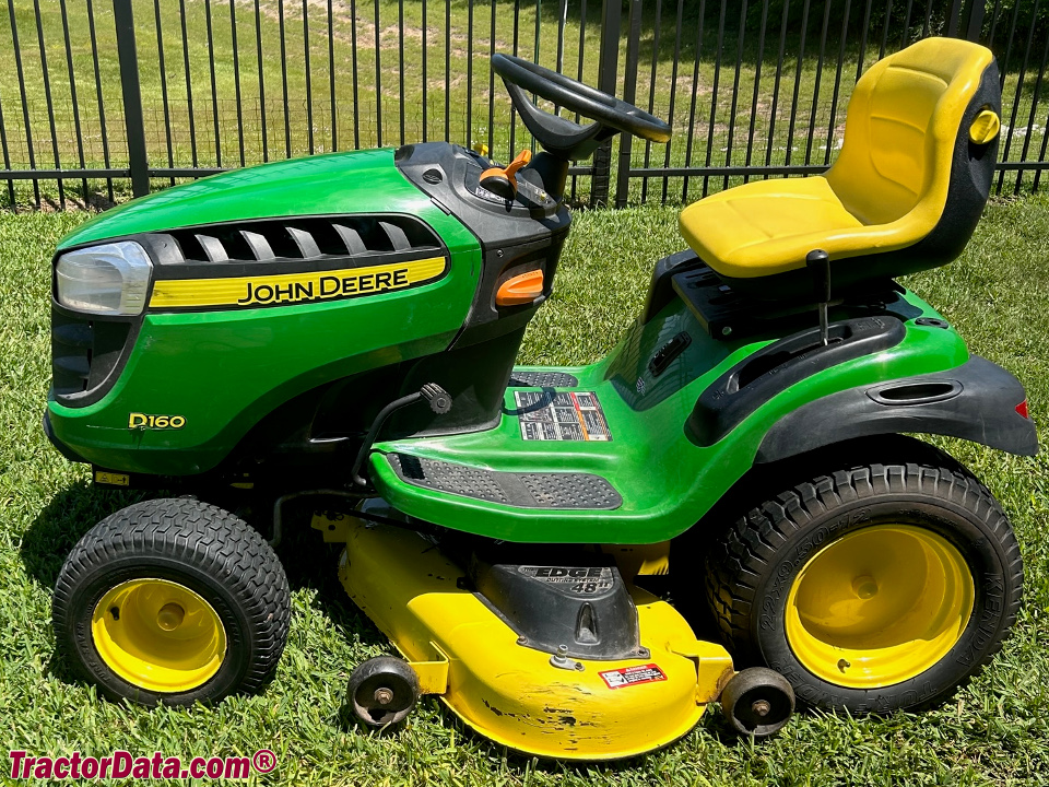John Deere D150