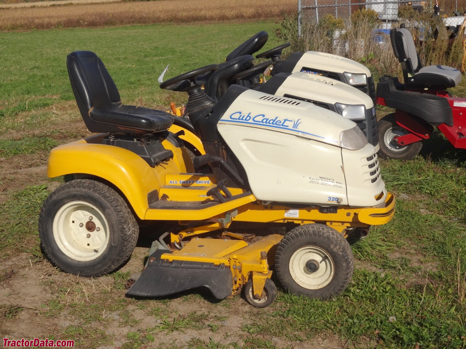 Cub Cadet 3204.