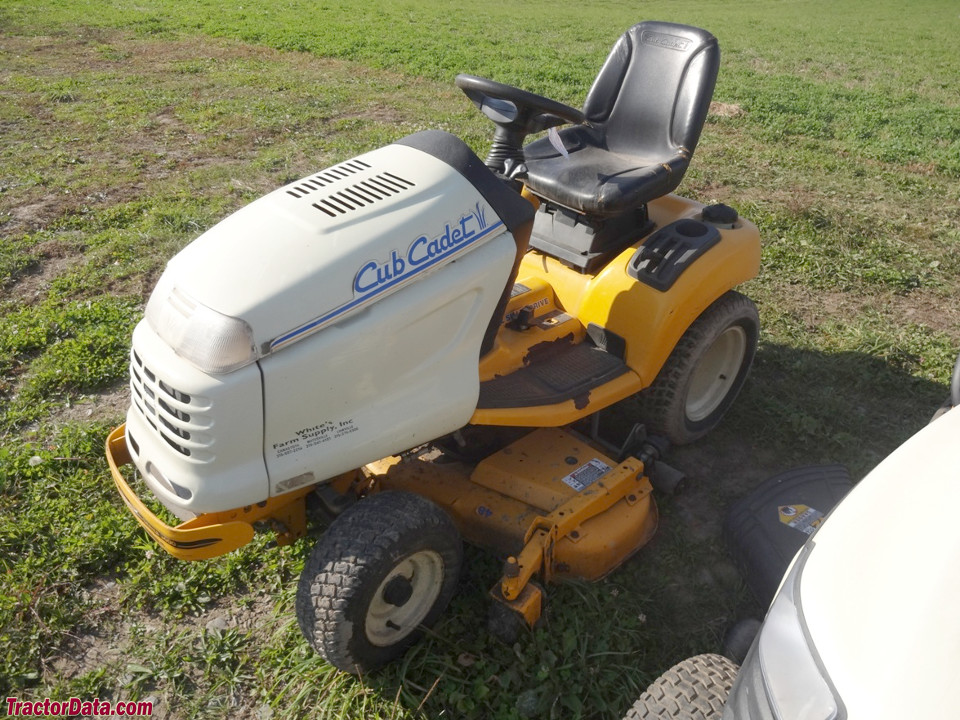 Cub Cadet 3204.
