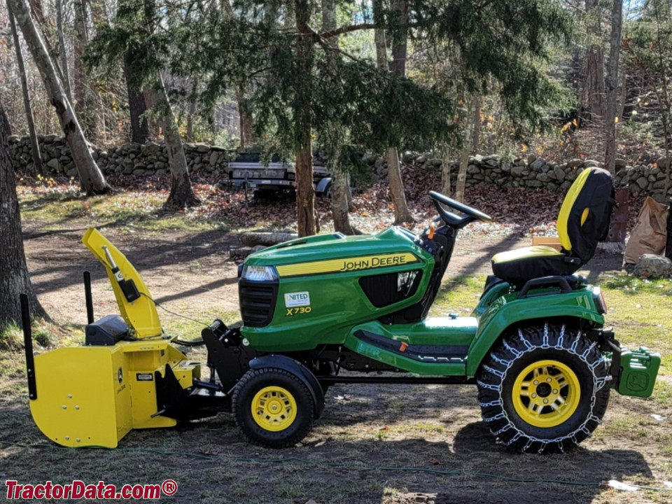John Deere X730 with snowblower, left side.