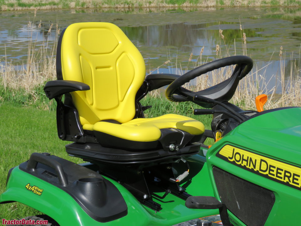Optional X700 series air-ride seat mounted on the Deere X739.