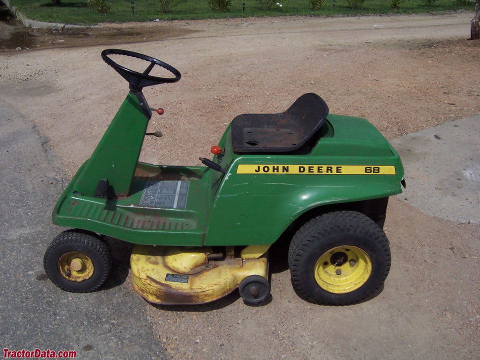 John Deere 68