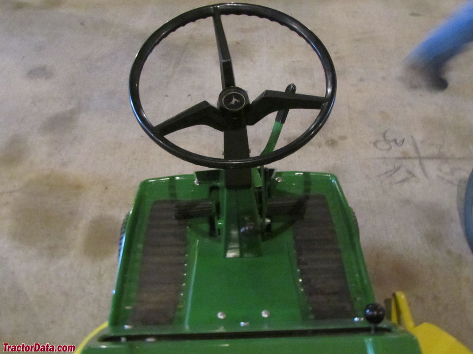 John Deere E90