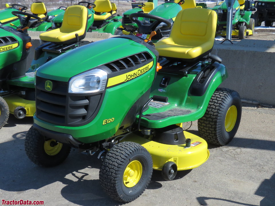 John Deere E120