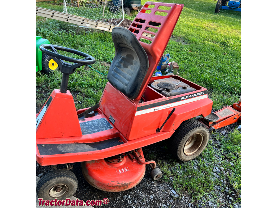 Allis-Chalmers 1032 riding lawn mower.