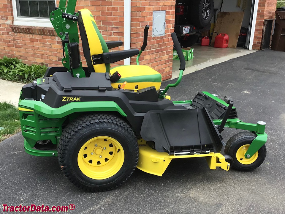 John Deere Z530R, right side.